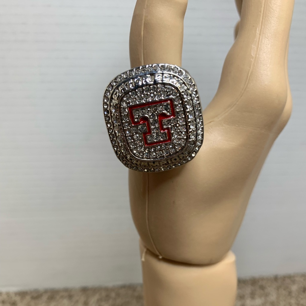 Tennessee 2015 Jones Silver Plated Size 13